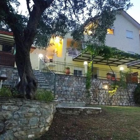 כריסי אמודיה Nestor Apartments מראה חיצוני תמונה