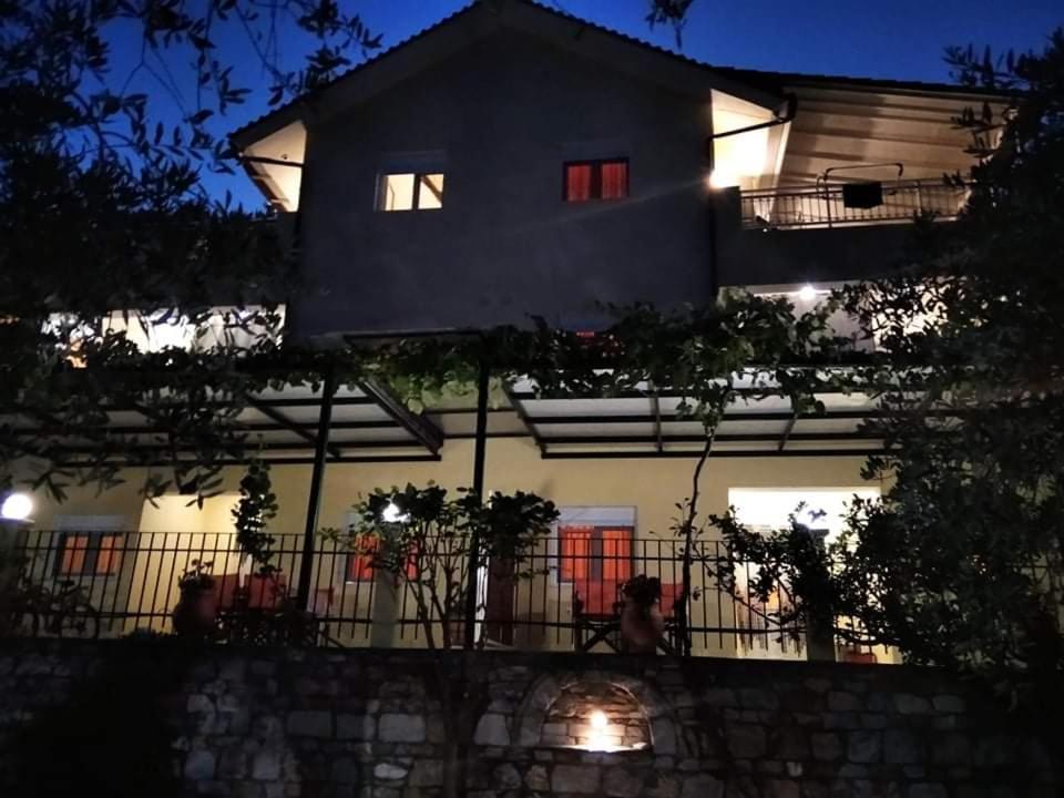 כריסי אמודיה Nestor Apartments מראה חיצוני תמונה