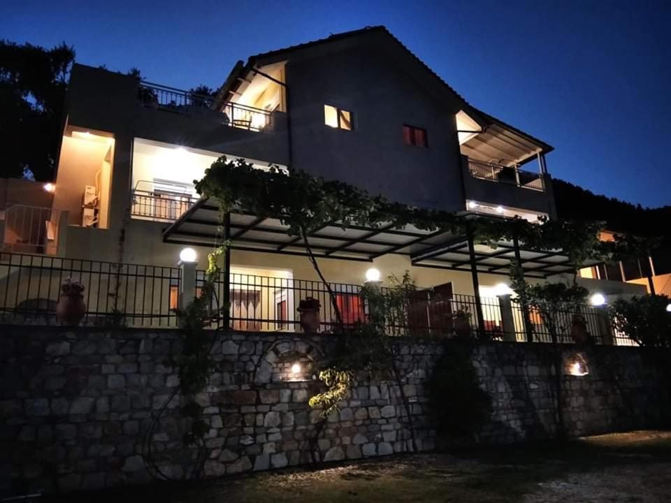 כריסי אמודיה Nestor Apartments מראה חיצוני תמונה