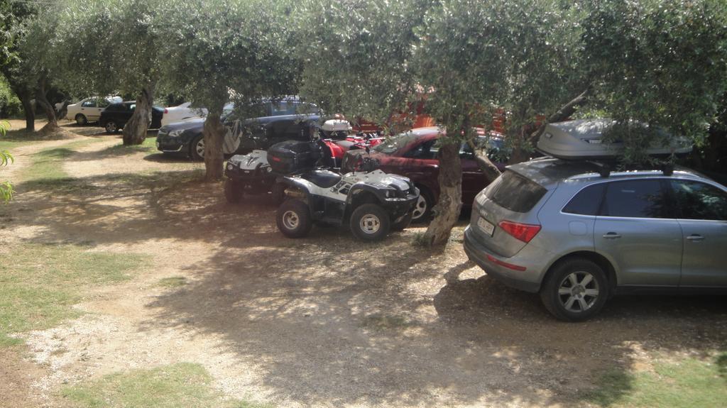 כריסי אמודיה Nestor Apartments מראה חיצוני תמונה
